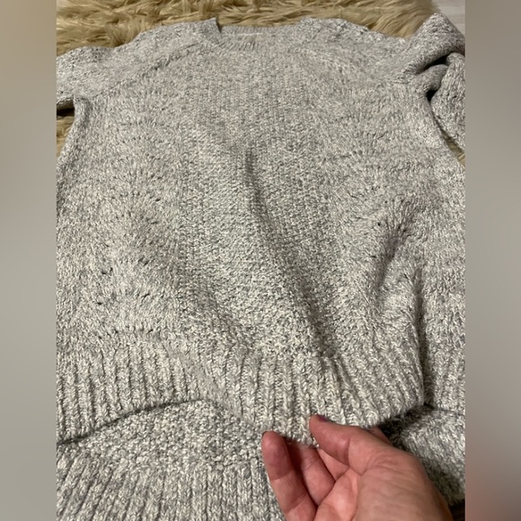 LOFT Women's Gray Super Soft Crew Neck Sweater - Picture 5 of 8